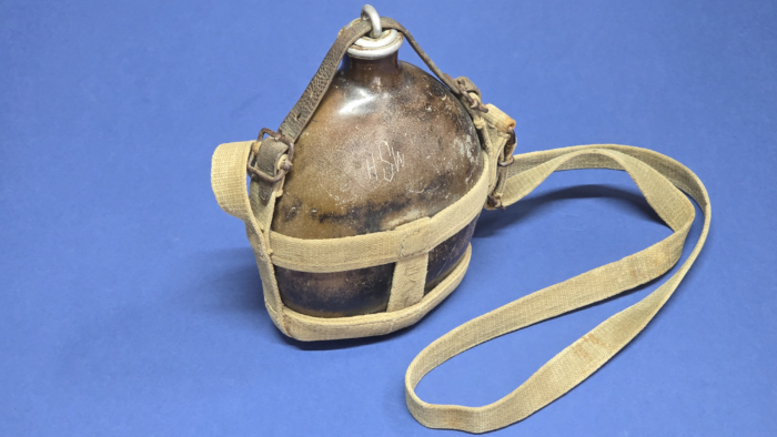 WW2 Imperial Japanese Army Canteen & Harness (named) - Image 2