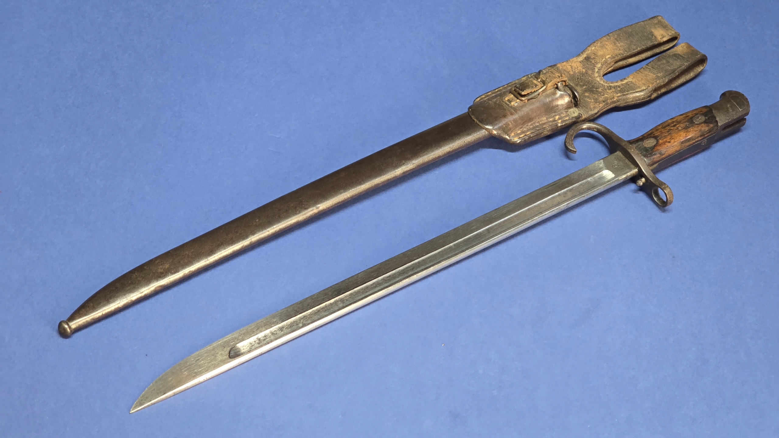 Japanese Type 35 Navy Bayonet - Scabbard & Frog - Image 2