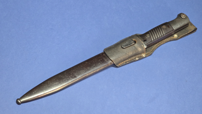 WW2 German K98 Bayonet & Frog (near mint blade) - Image 12