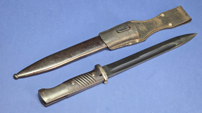 WW2 German K98 Bayonet & Frog (near mint blade) - Image 16