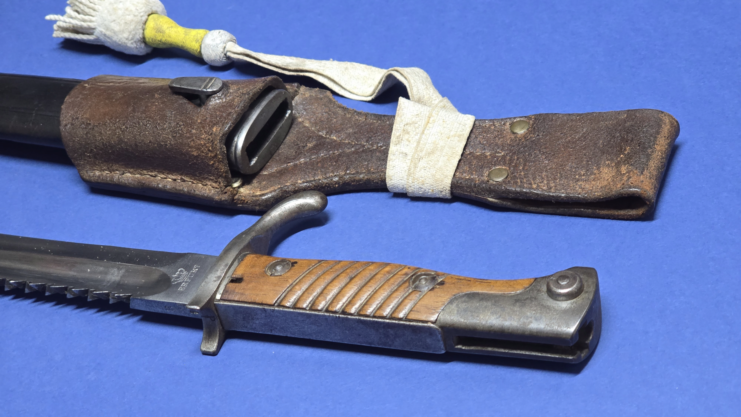 WW1 German 98/05 Sawback Bayonet (excellent condition) - Image 4