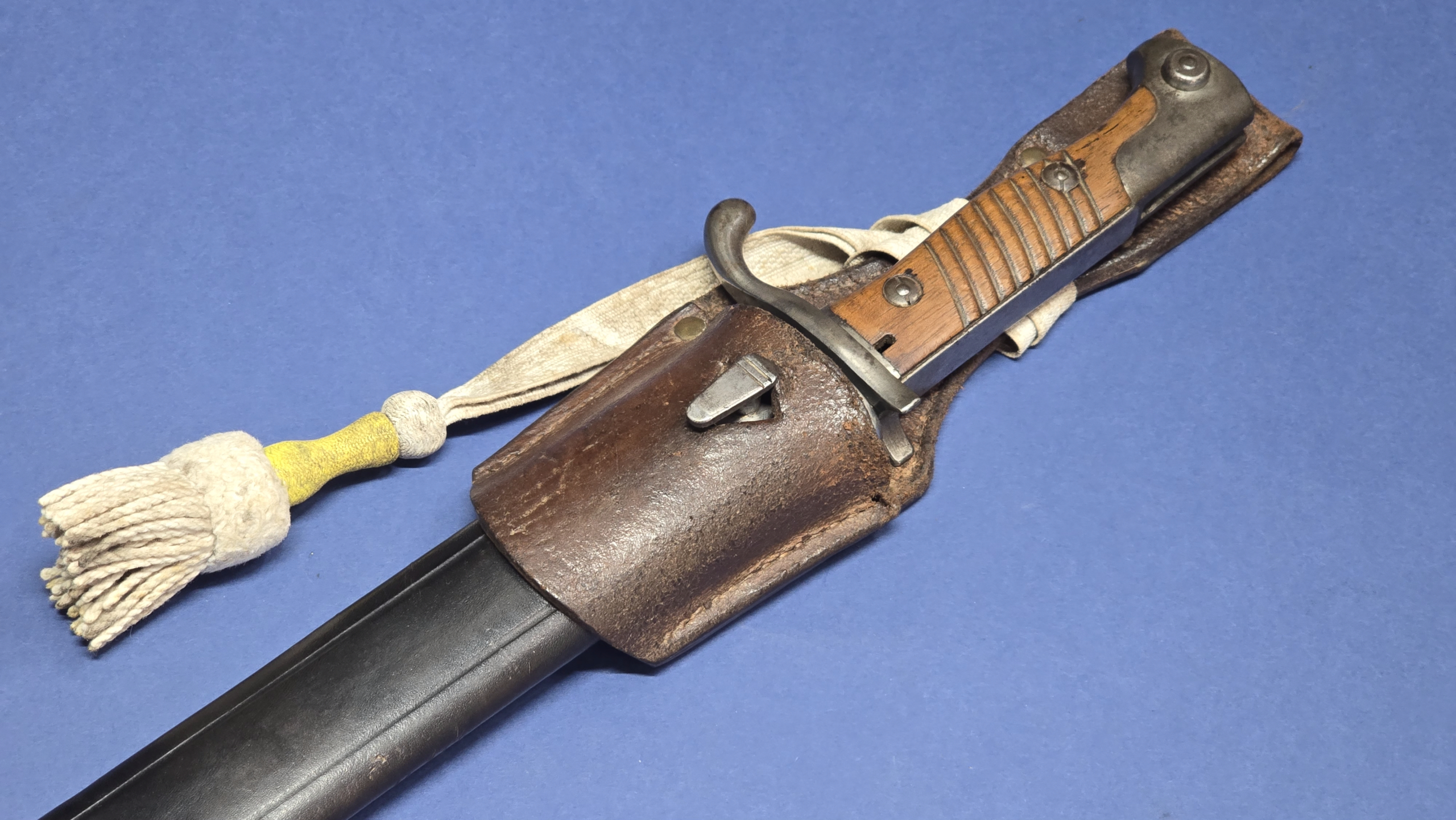 WW1 German 98/05 Sawback Bayonet (excellent condition) - Image 14