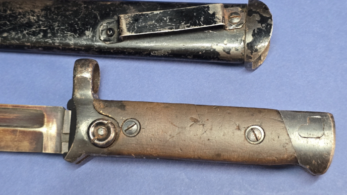 Italian Carcano M1938 Folding Bayonet & Scabbard - Image 4