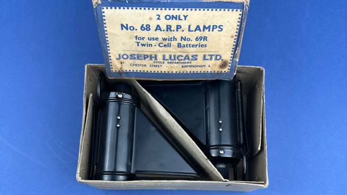 WW2 No. 68 ARP Bicycle Lamps - Image 18