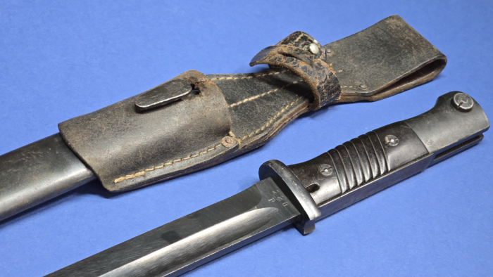 WW2 German k98 Bayonet by FNJ - 1942, Matching Numbers with Mint Blade - Image 2