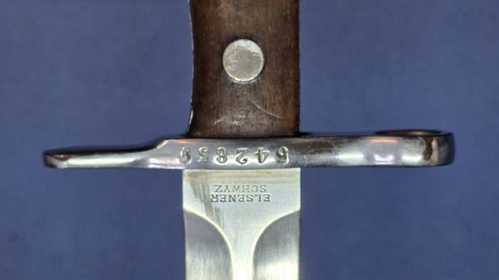 Swiss Model 1918 Bayonet by Elsener Schwyz  (Superb Condition) - Image 13