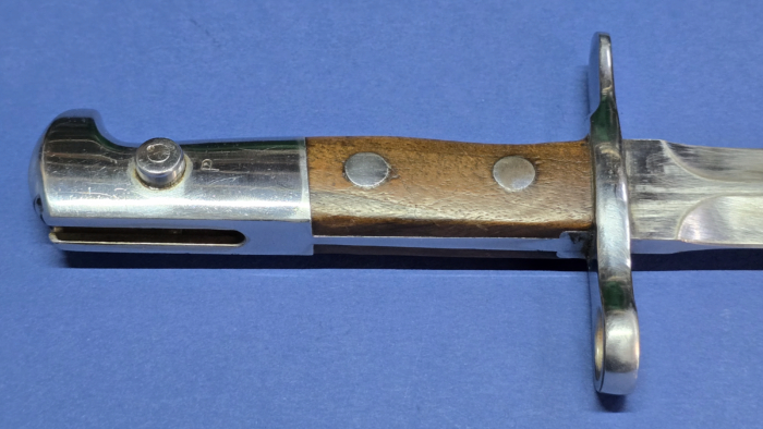 Swiss Model 1918 Bayonet by Elsener Schwyz  (Superb Condition) - Image 14