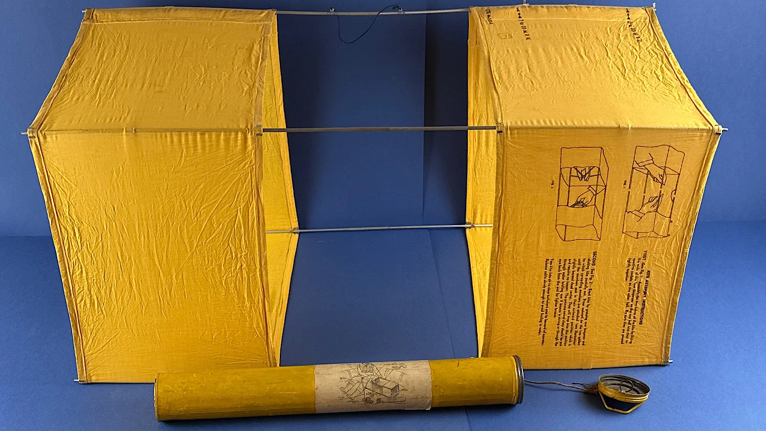 WW2 RAF Gibson Girl Radio Aerial Launching Kite - Image 2