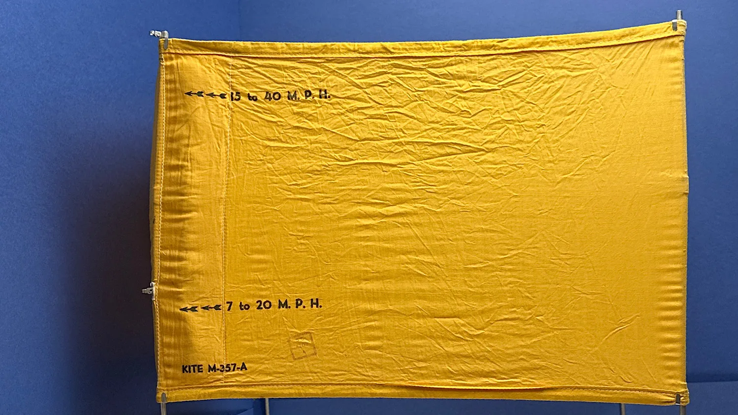 WW2 RAF Gibson Girl Radio Aerial Launching Kite - Image 3