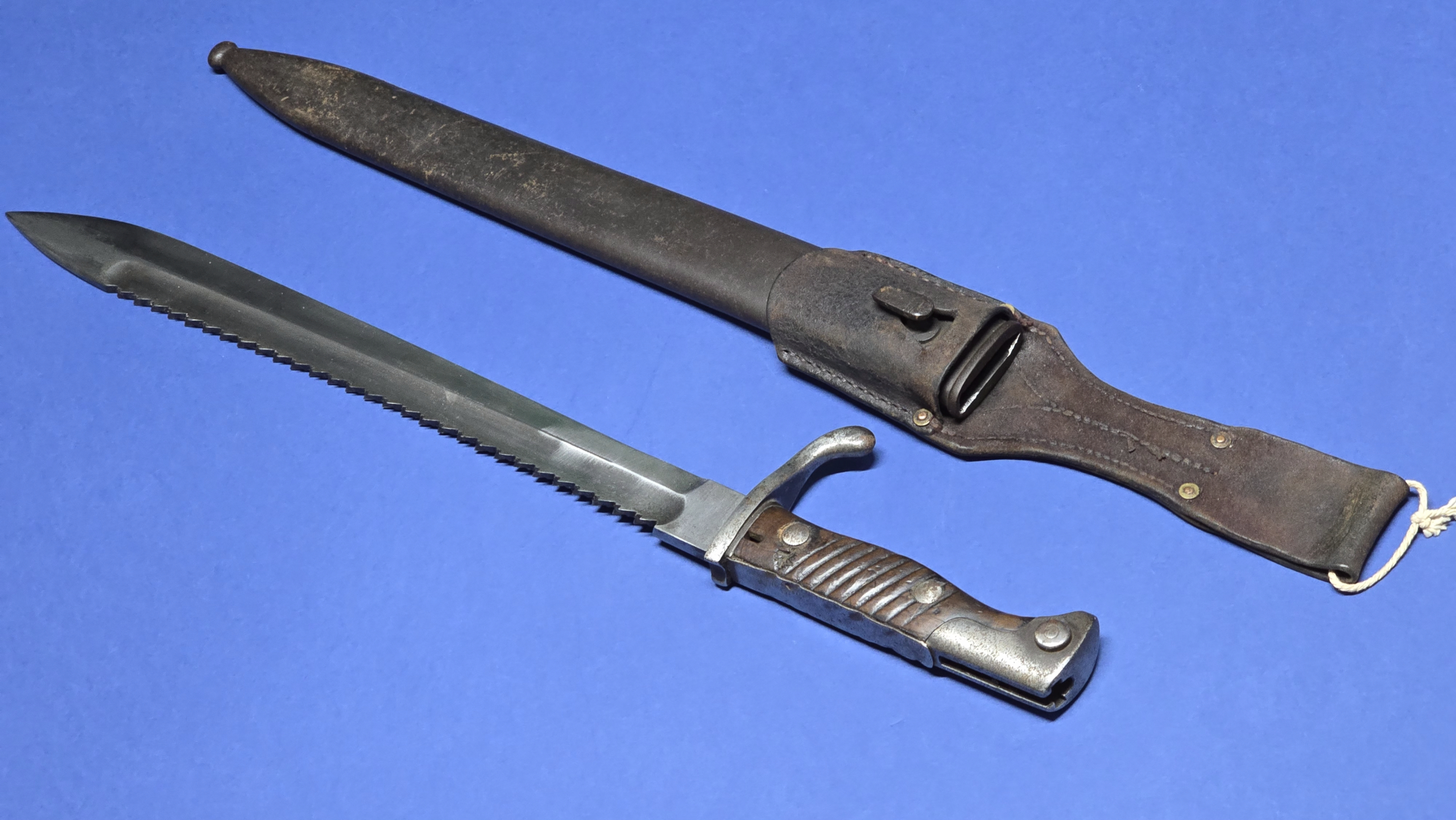 WW1 German 98/05 "Butcher" Bayonet - Sawback - Mauser A.G. Oberndorf - Image 8