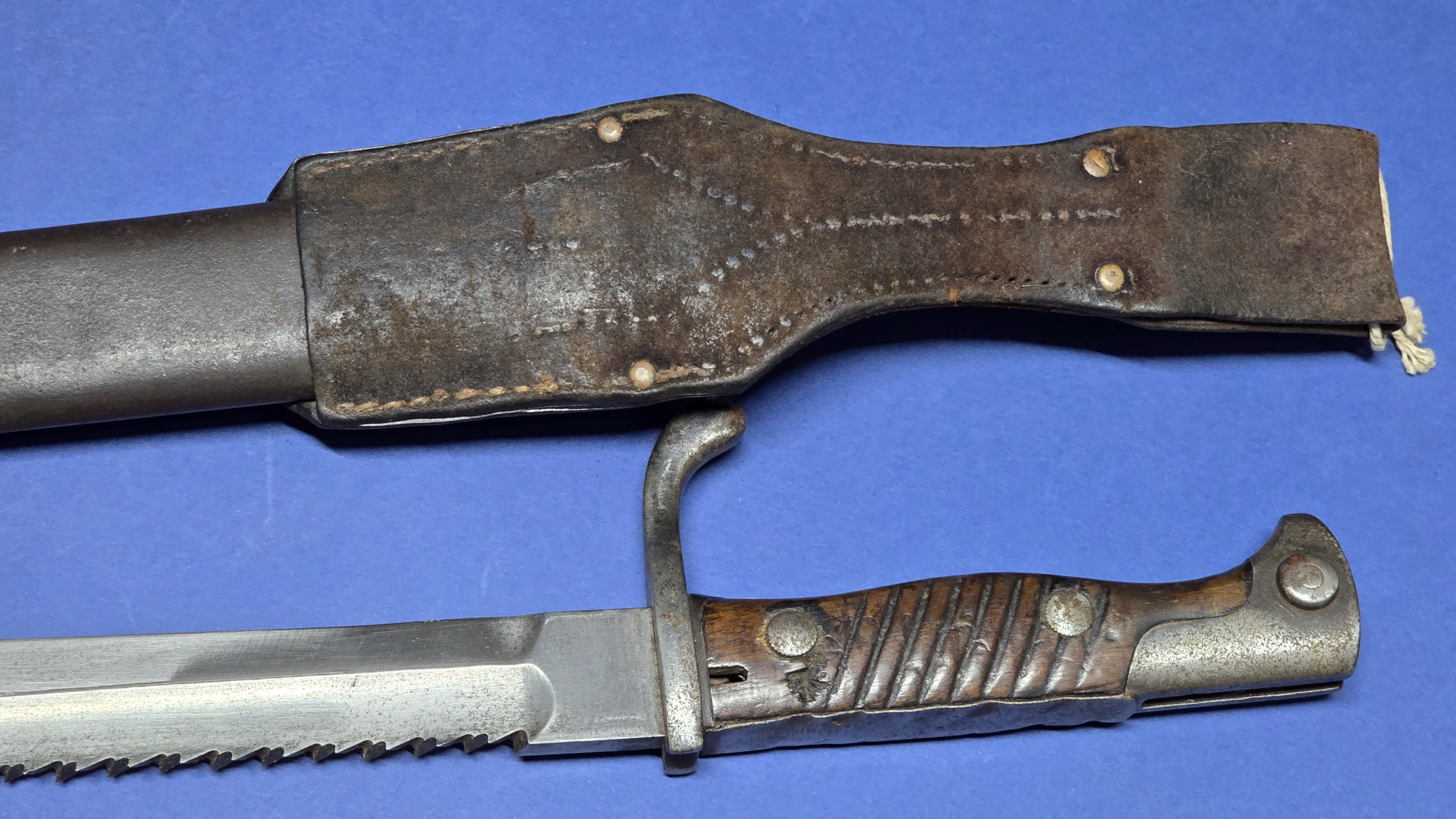 WW1 German 98/05 "Butcher" Bayonet - Sawback - Mauser A.G. Oberndorf - Image 12