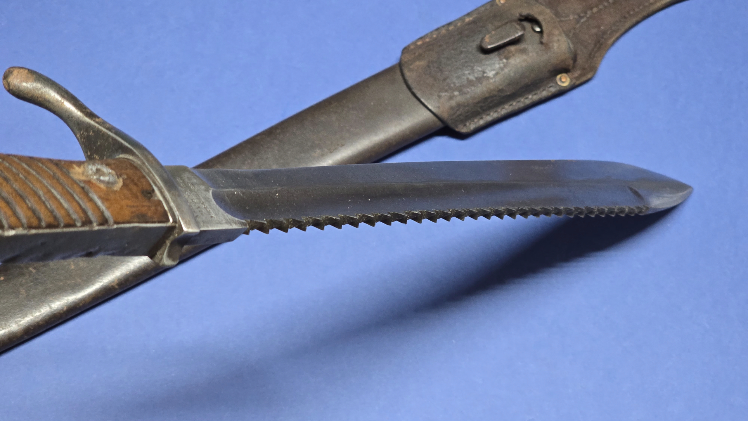 WW1 German 98/05 "Butcher" Bayonet - Sawback - Mauser A.G. Oberndorf - Image 17