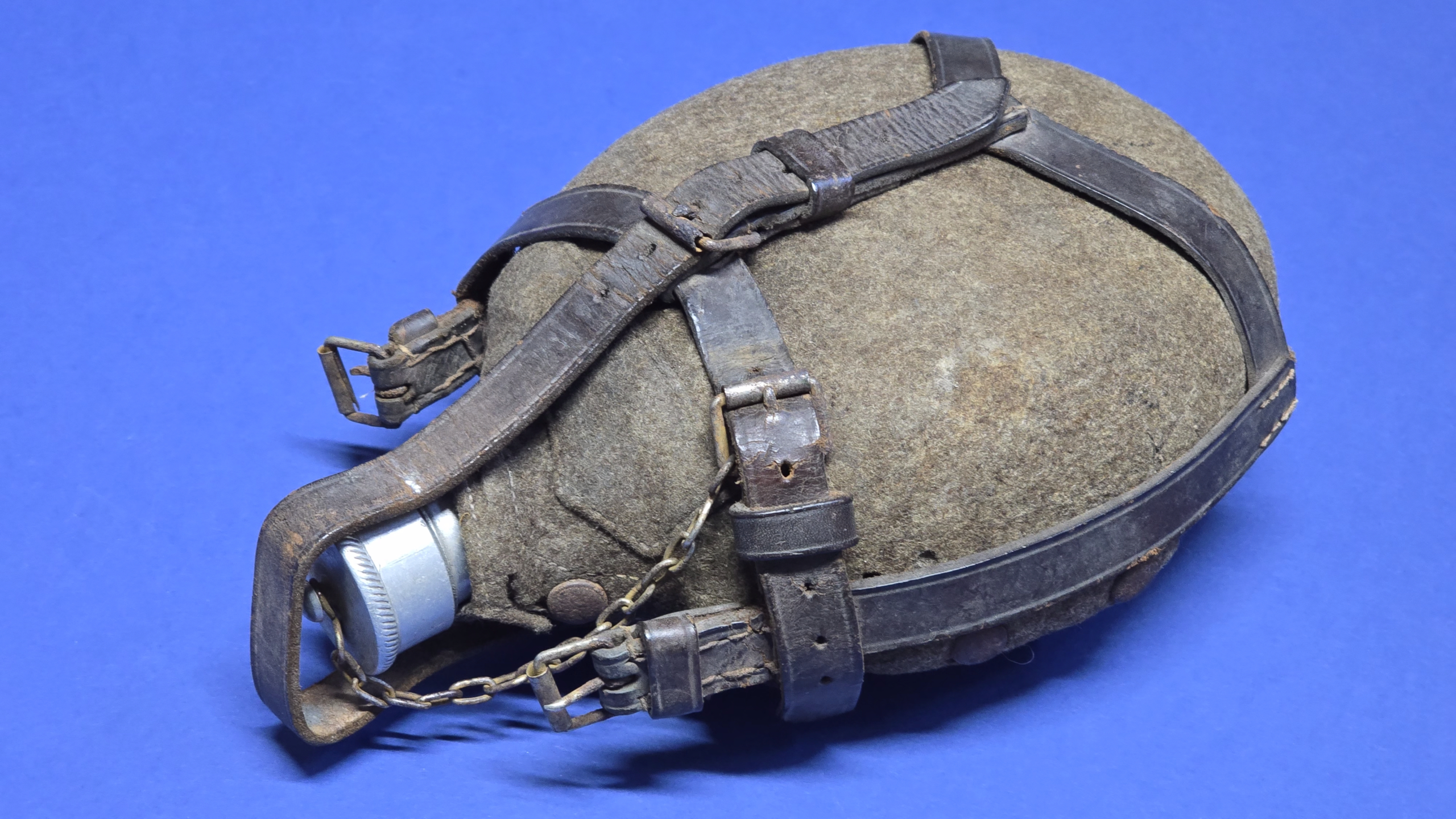 WW2 German Wehrmacht Feldflasche with Wool Cover and Leather Straps - Image 9