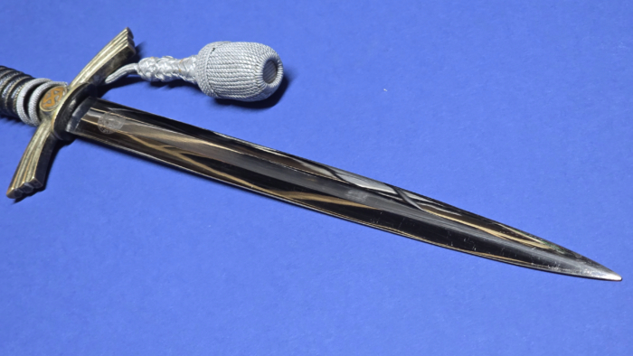 German First Pattern Luftwaffe Officer's Dress Dagger - Unit Numbered - Near Mint Blade - Paul Weyersberg & Co - Image 5