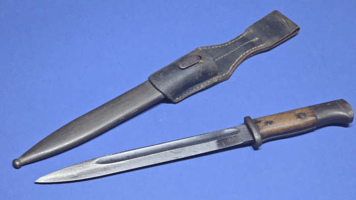 WW2 German K98 Bayonet by Carl Eickhorn (cof 42) with Frog
