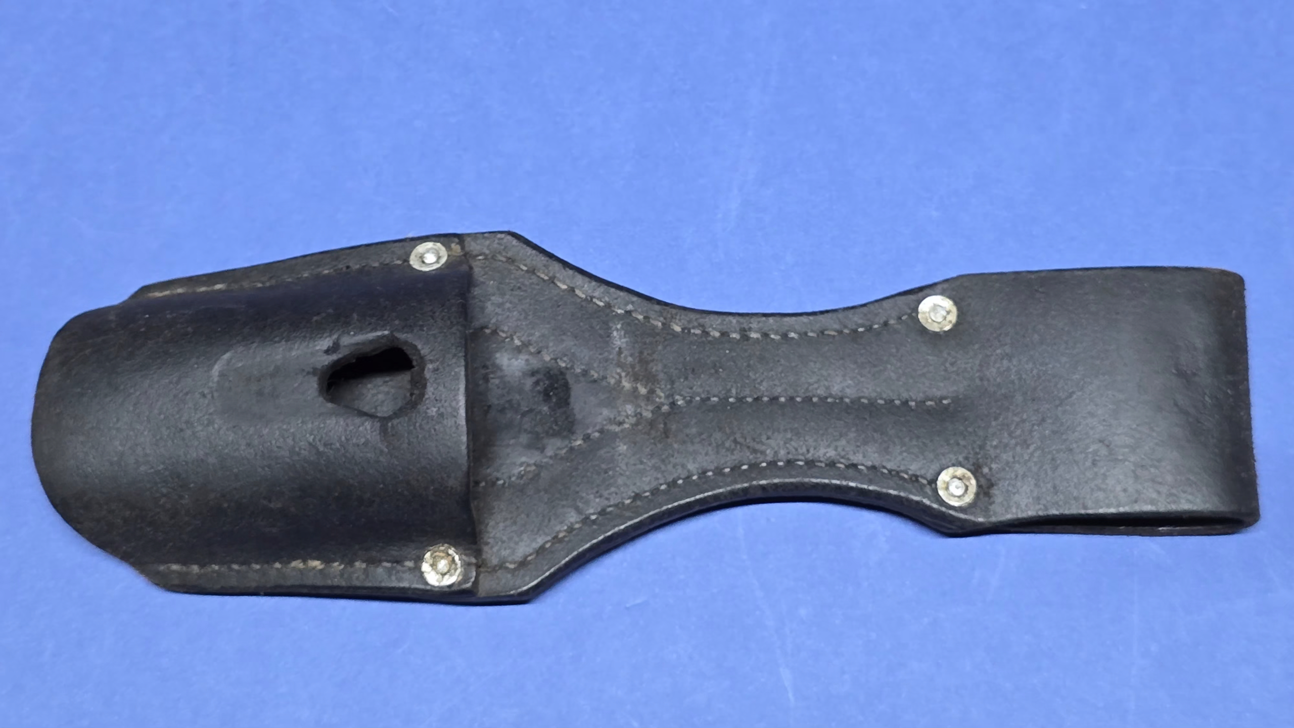 WW1 German 98/05 "Butcher Bayonet" Leather Frog - Excellent Condition - Image 2