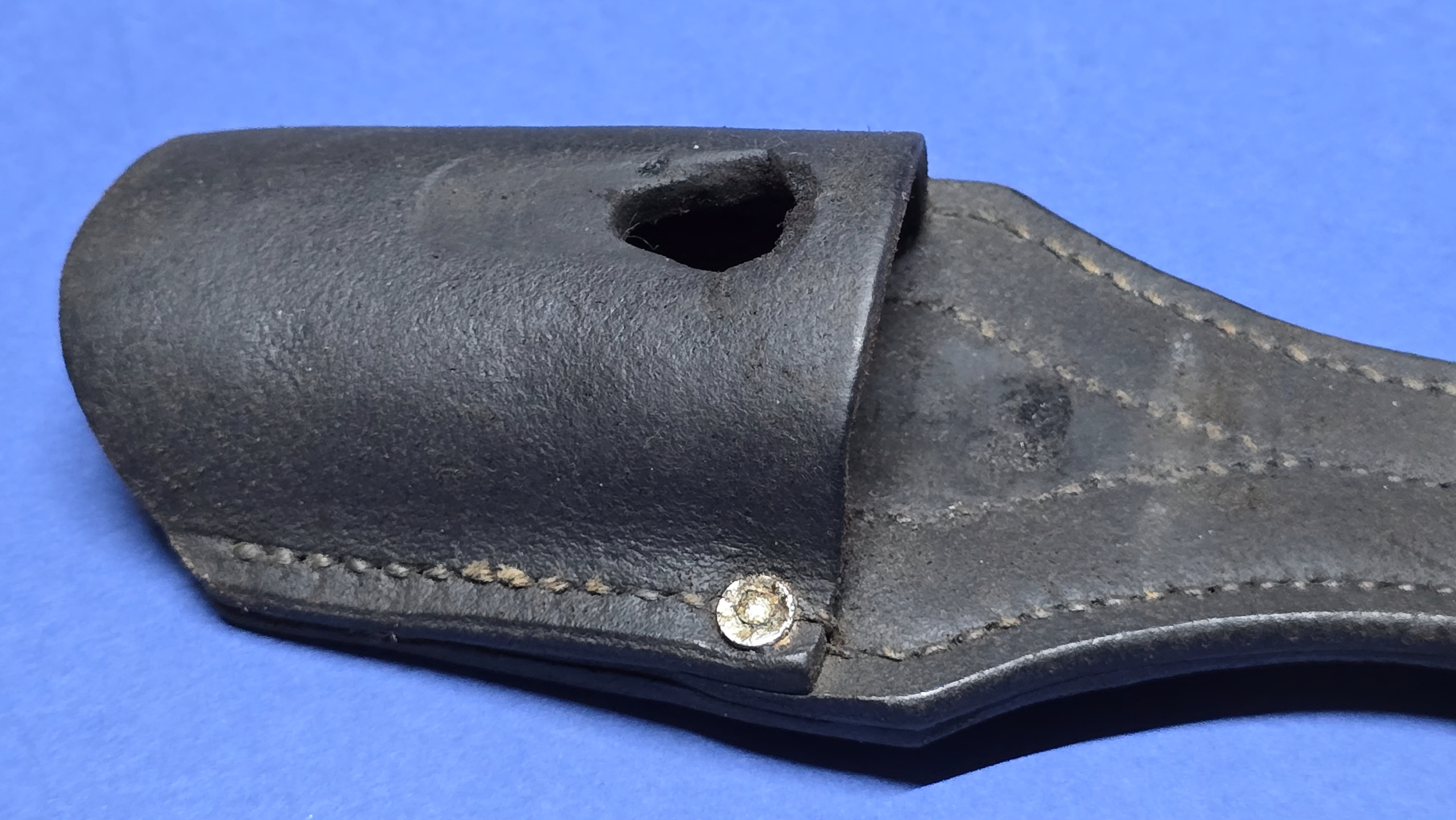 WW1 German 98/05 "Butcher Bayonet" Leather Frog - Excellent Condition - Image 4