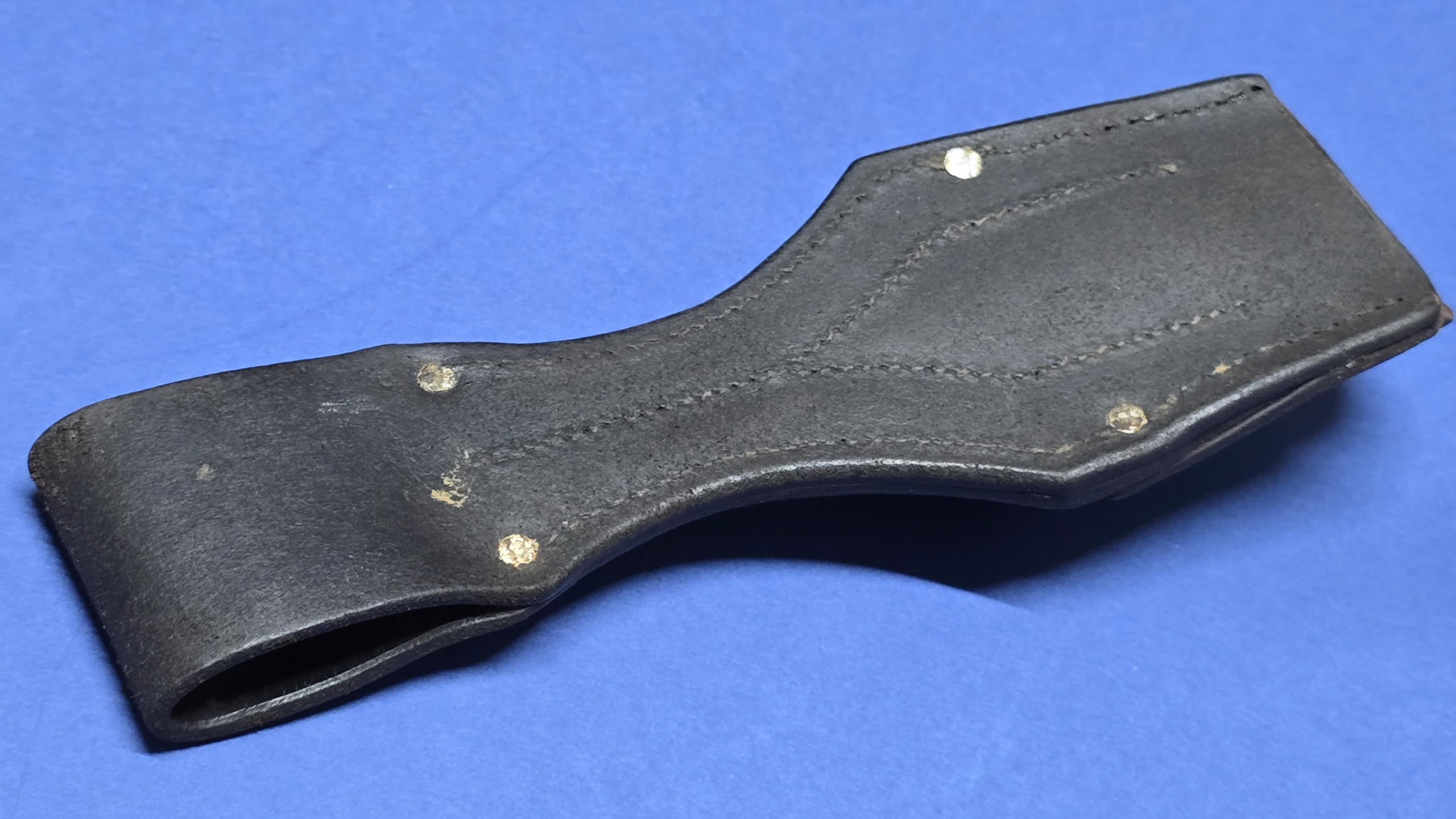 WW1 German 98/05 "Butcher Bayonet" Leather Frog - Excellent Condition - Image 5