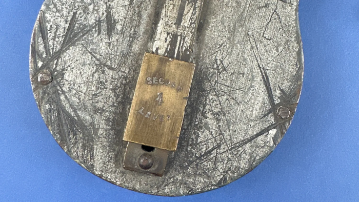 WW2 1944 Dated Padlock - Image 3