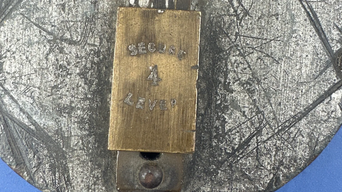 WW2 1944 Dated Padlock - Image 4