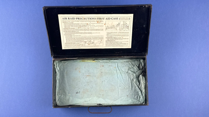 WW2 ARP Home First Aid Case (Home Front) - Image 4