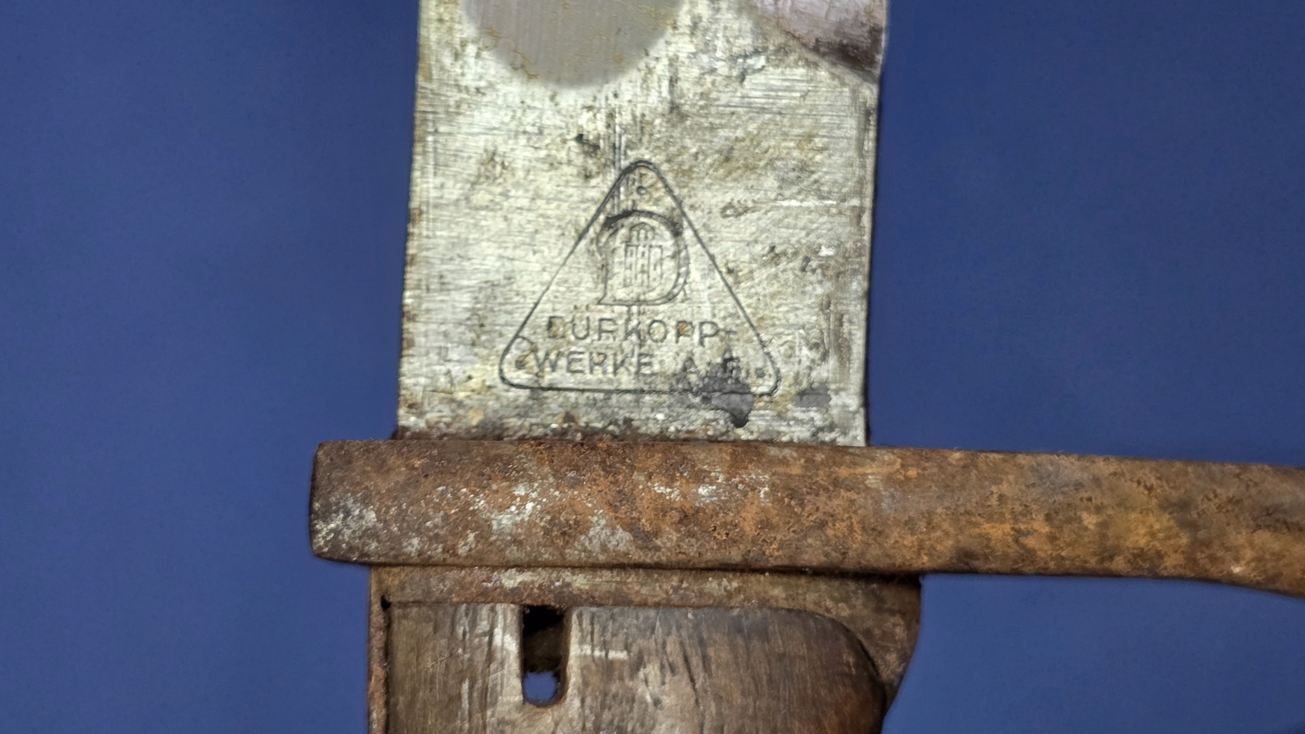 WW1 German 98/05 Bayonet - Triangle Logo