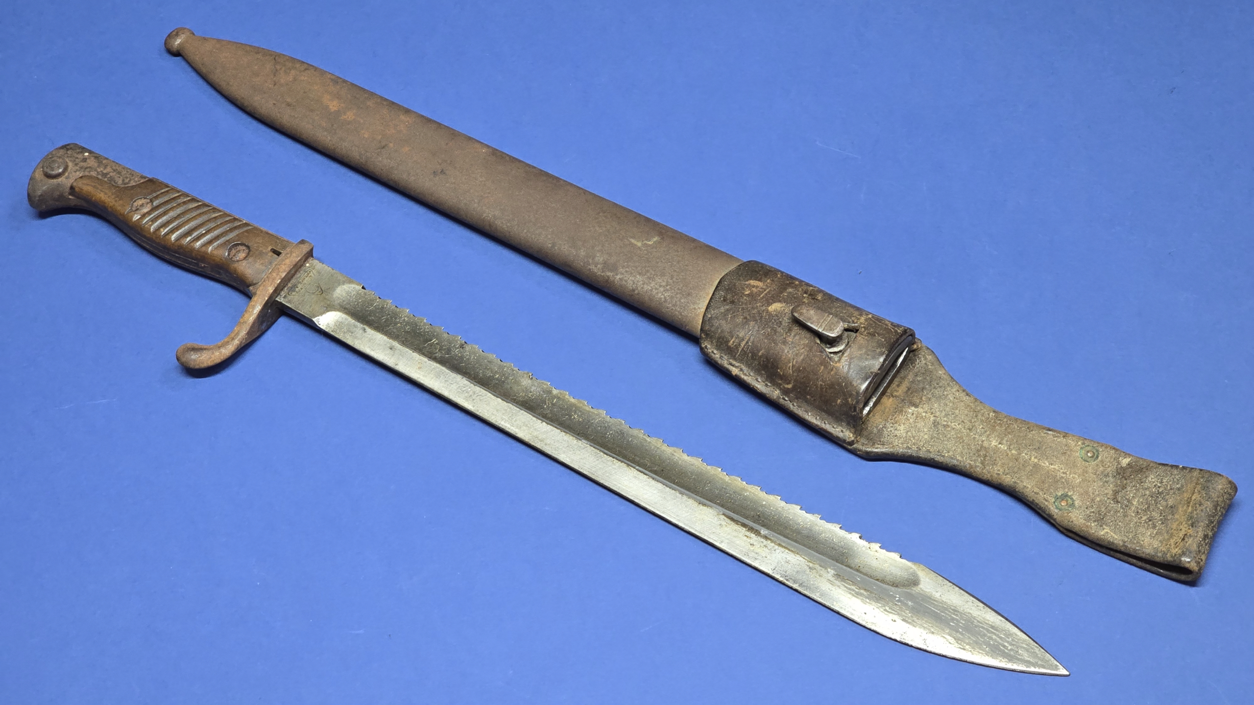 WW1 German 98/05 Sawback Bayonet - rare maker