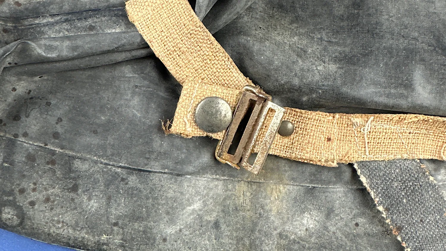 WW2 British Military Rubber Anti-Gas Overboots – 1942 Dated, War Department Marked - Image 3