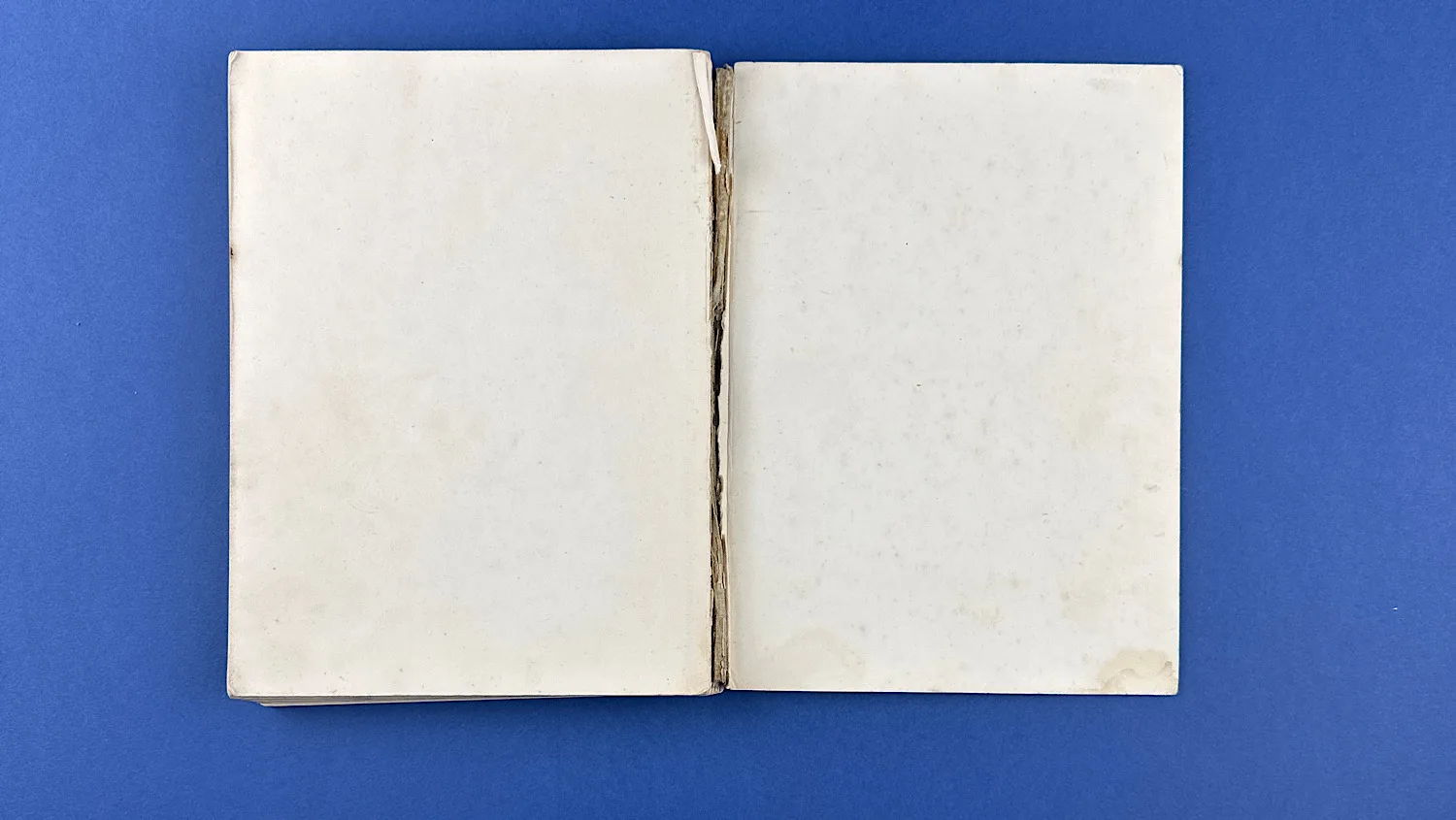 WW2 Brighter Blackout Book (1939–1940) by Howard Thomas, original wartime edition with cloth strip spine and printed boards inside back cover