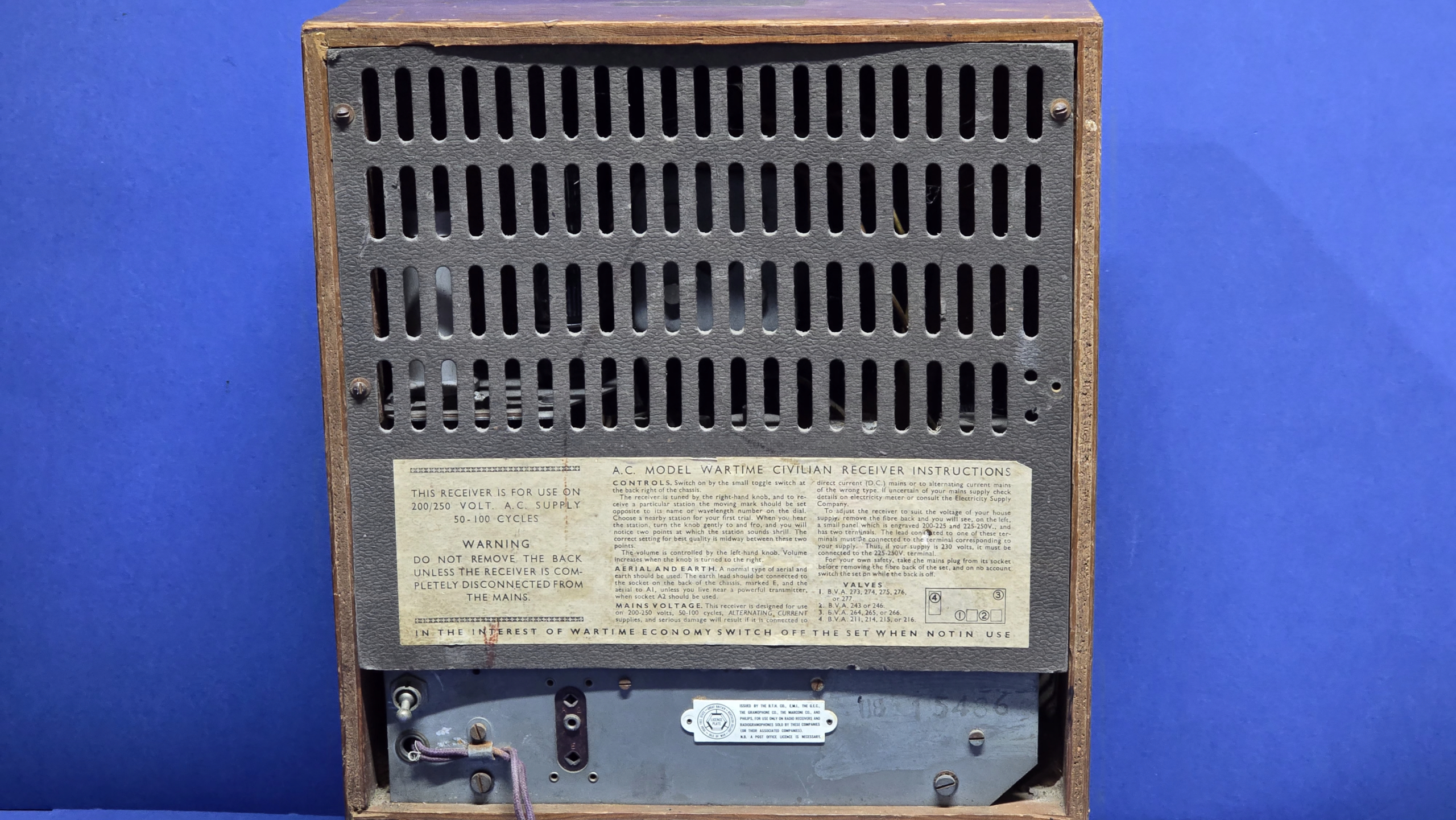 WW2 British Civilian Radio - AC Model - rear photo