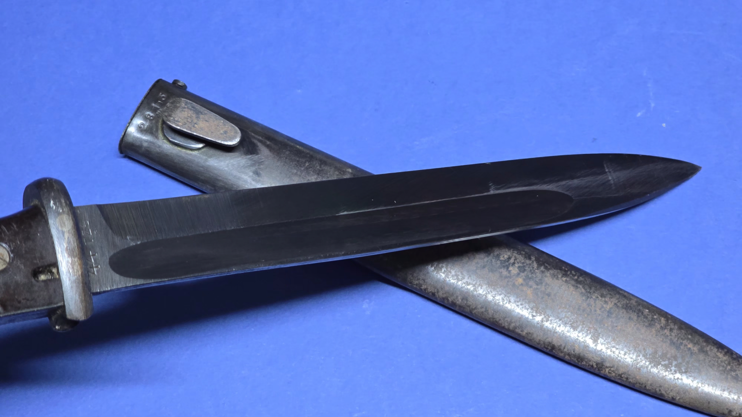 WW2 German K98 Bayonet - FZE - 1944 - blade close up