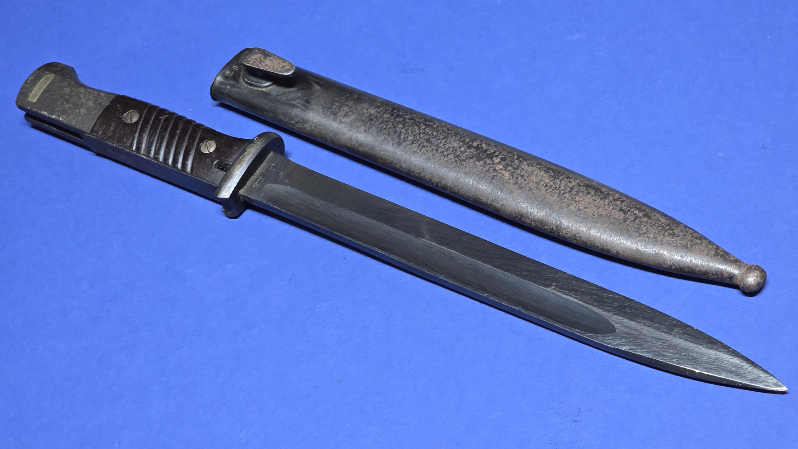 WW2 German K98 Bayonet - FZE (F.W. Holler) - 1944 - Near Mint Blade - Non-Matching - Image 16