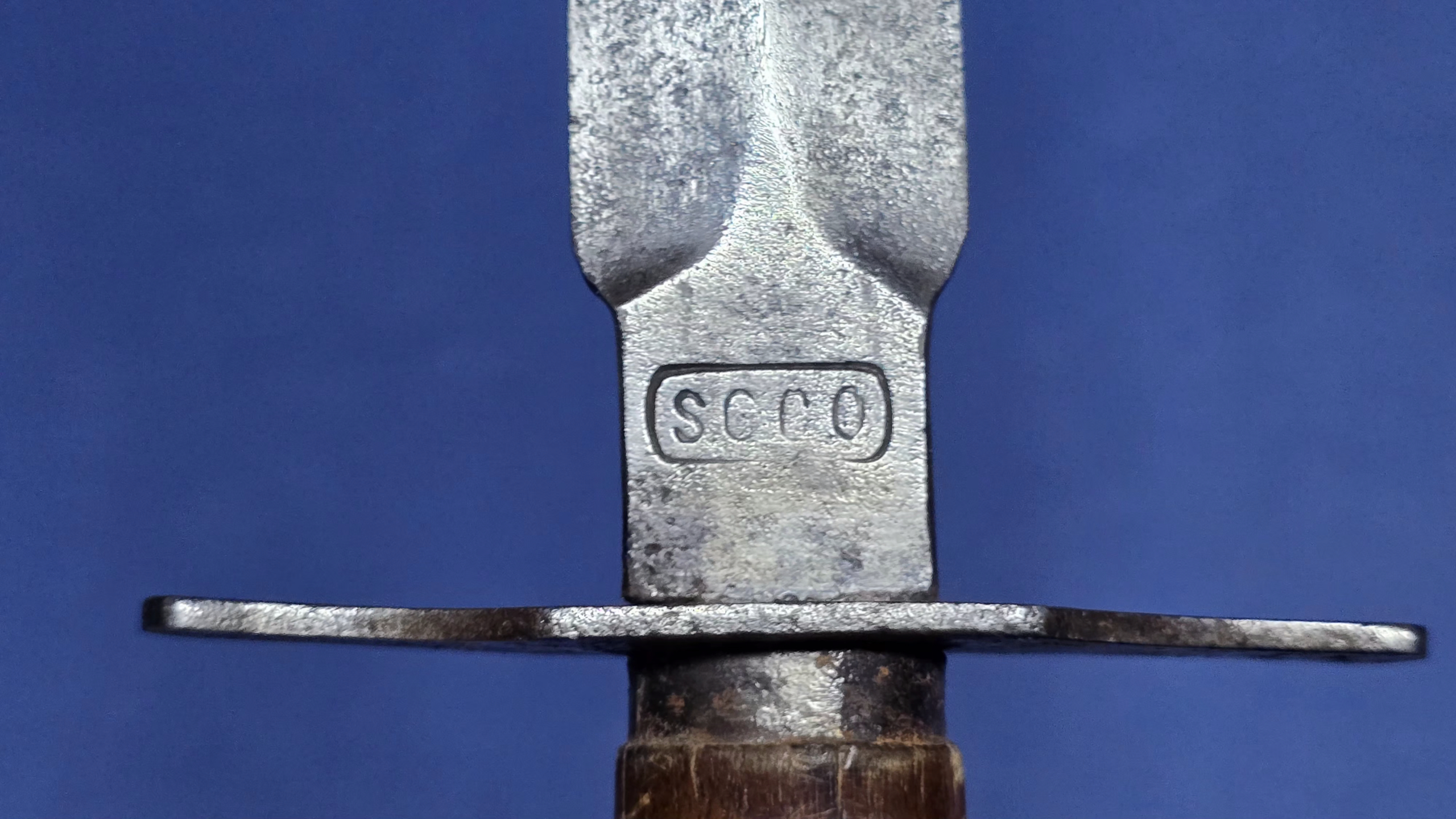 WW1 French Trench Knife - SGCO - 1916 - maker close up