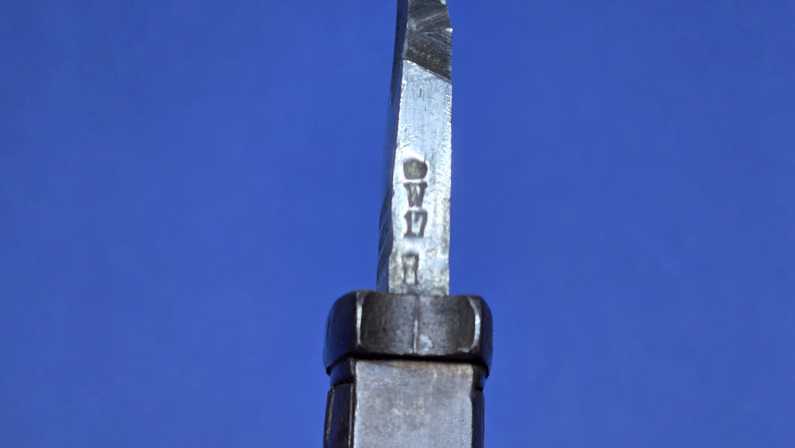 WW1 German S98/05 "Butcher" Bayonet - 1917 - date close up