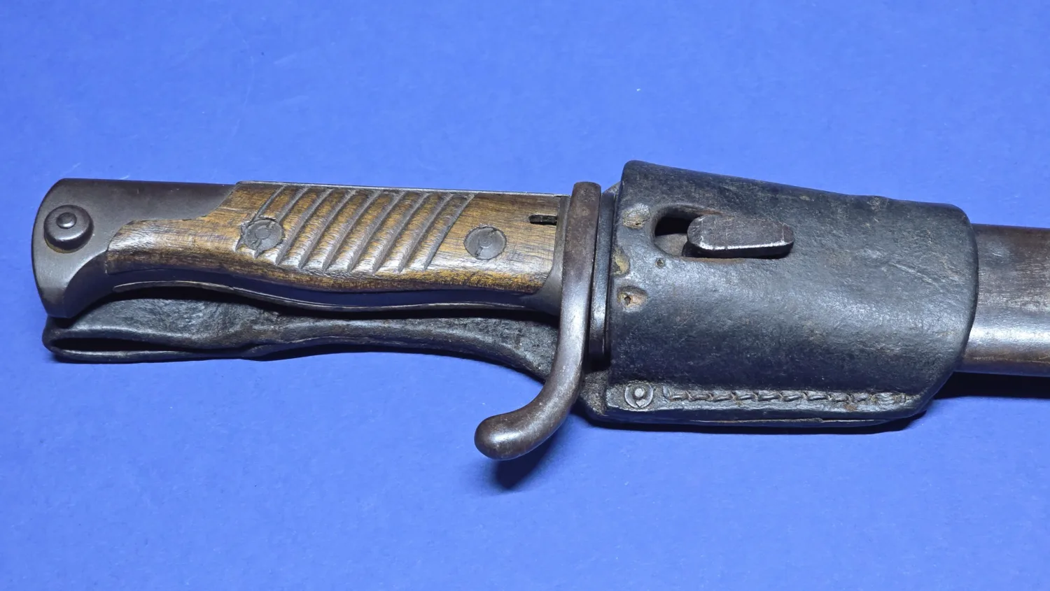 WW1 German S98/05 "Butcher" Sawback Bayonet by Waffenfabrik Mauser A.G. Oberndorf - 1917 - Image 16