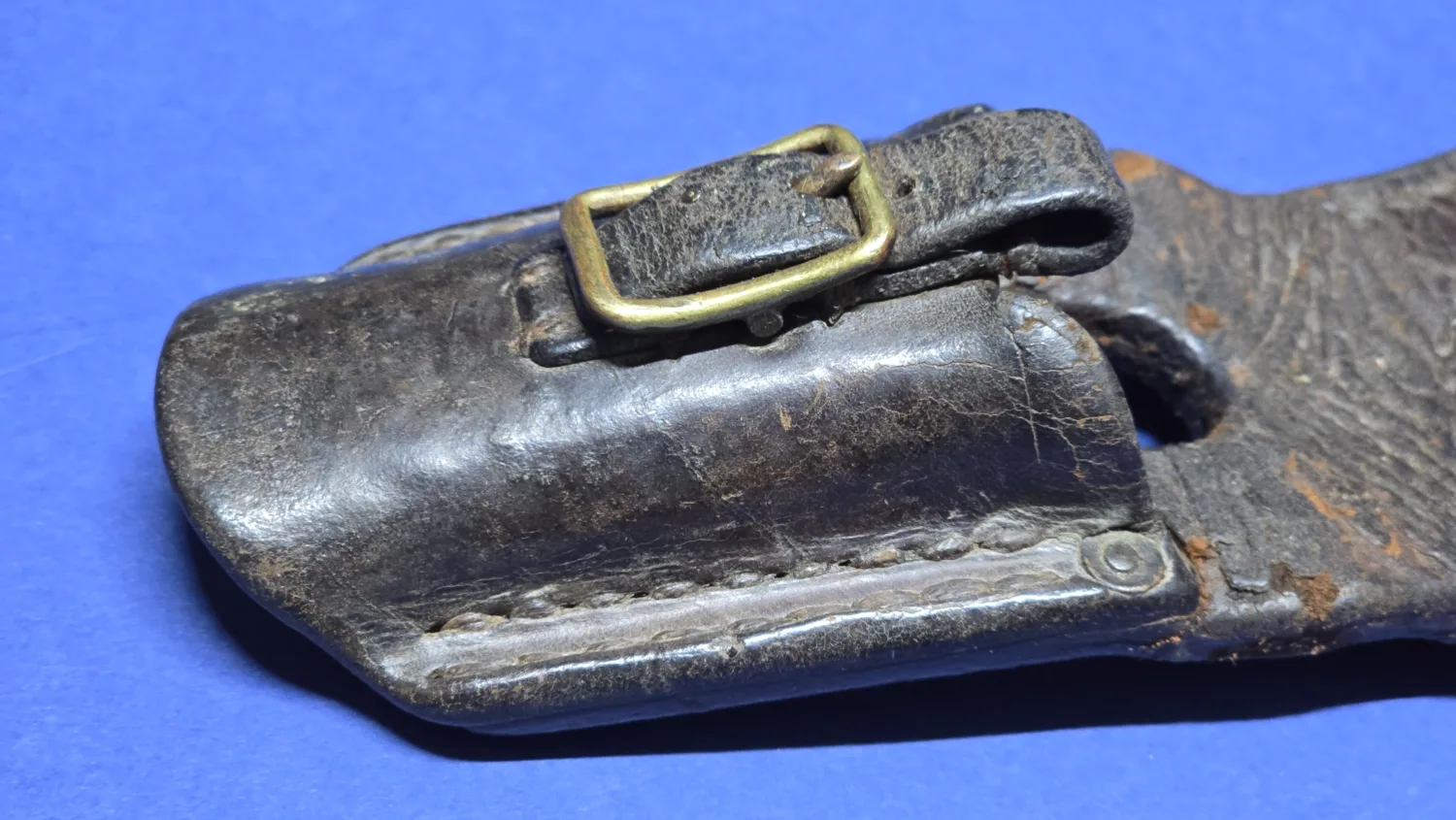 Imperial Japanese Arisaka Bayonet Frog - close up