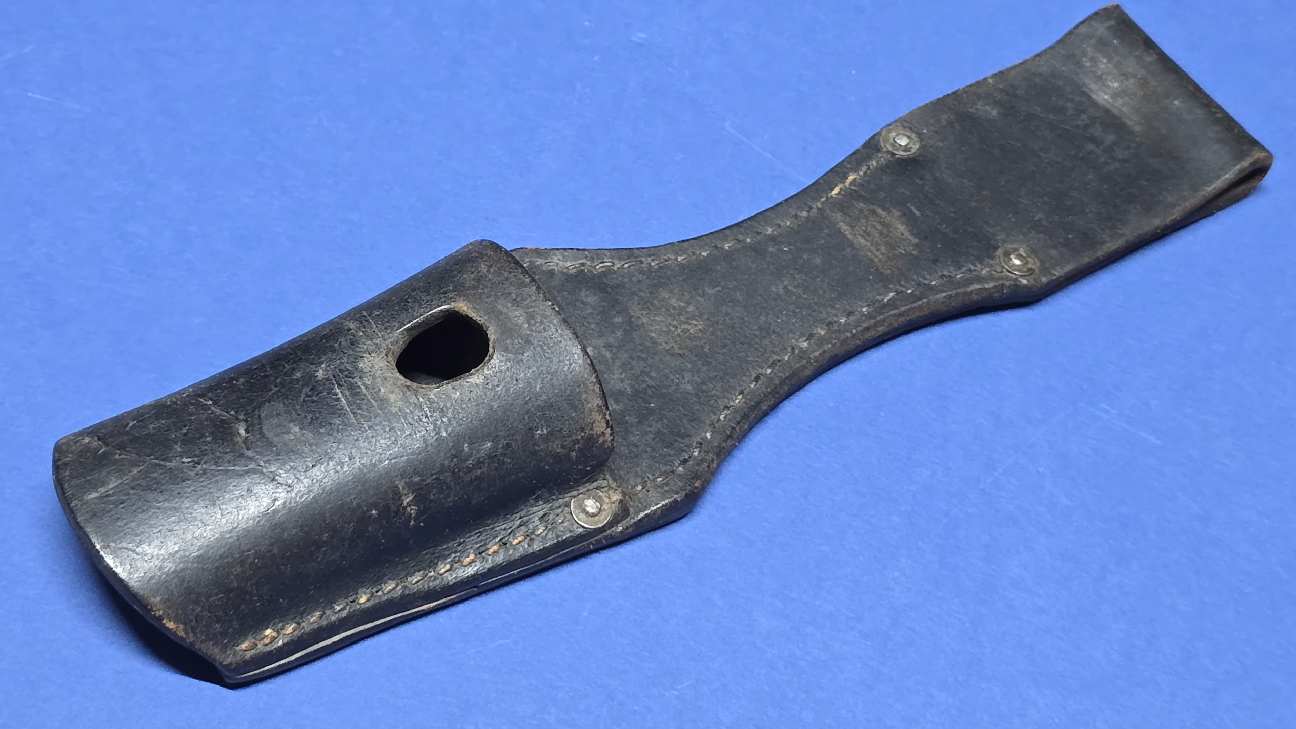 WW2 K98 Bayonet Frog - 1942 - Gersdoff - front shot