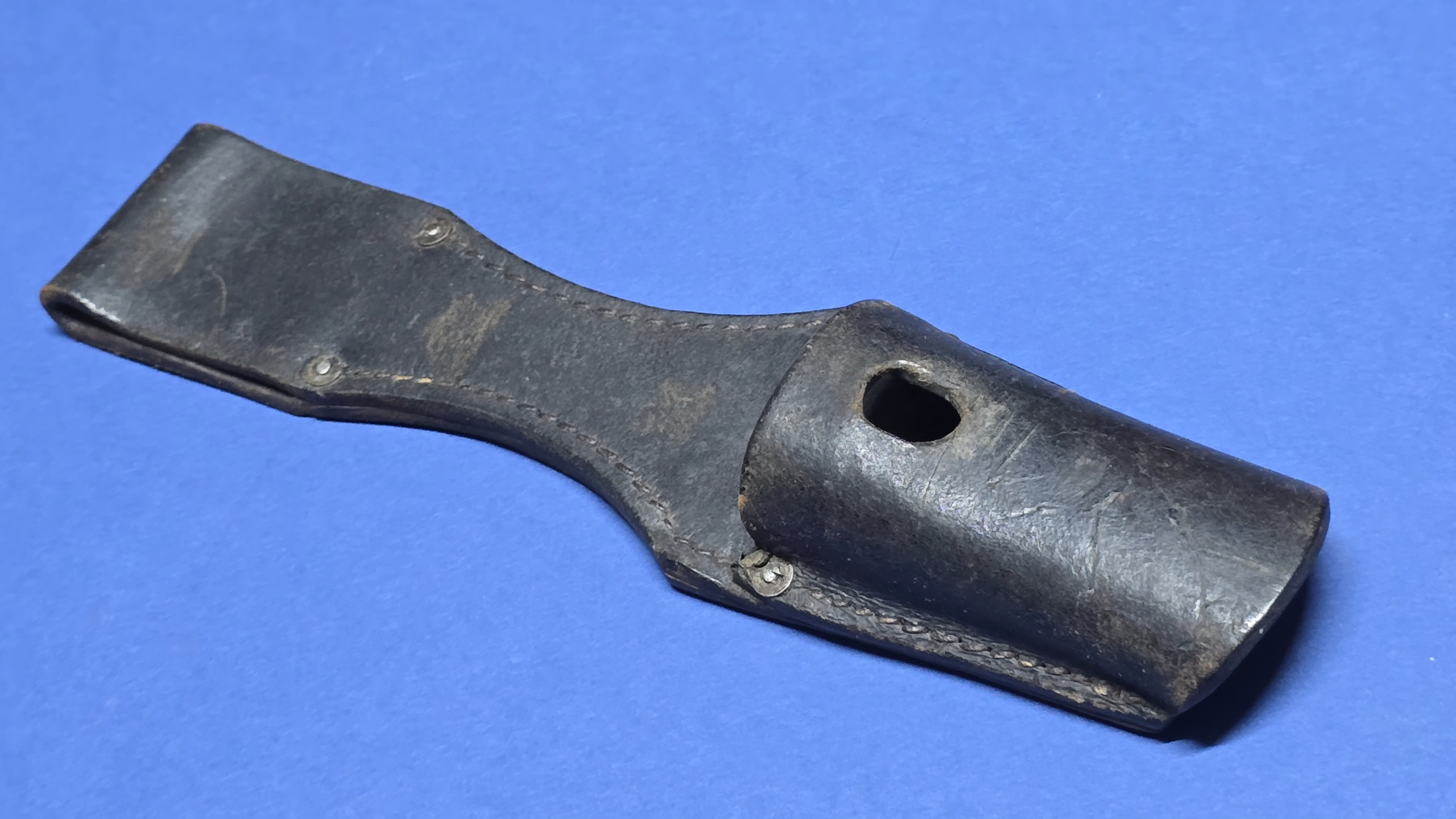 WW2 K98 Bayonet Frog - 1942 - Gersdoff - front shot