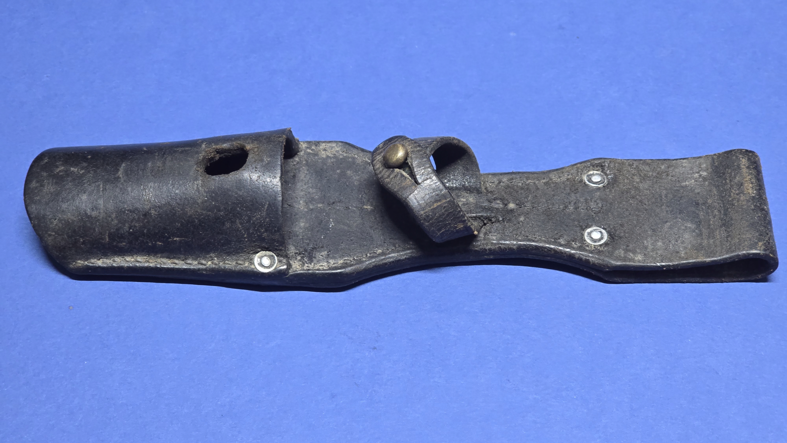 WW2 German K98 Bayonet Frog - 1936 - side shot