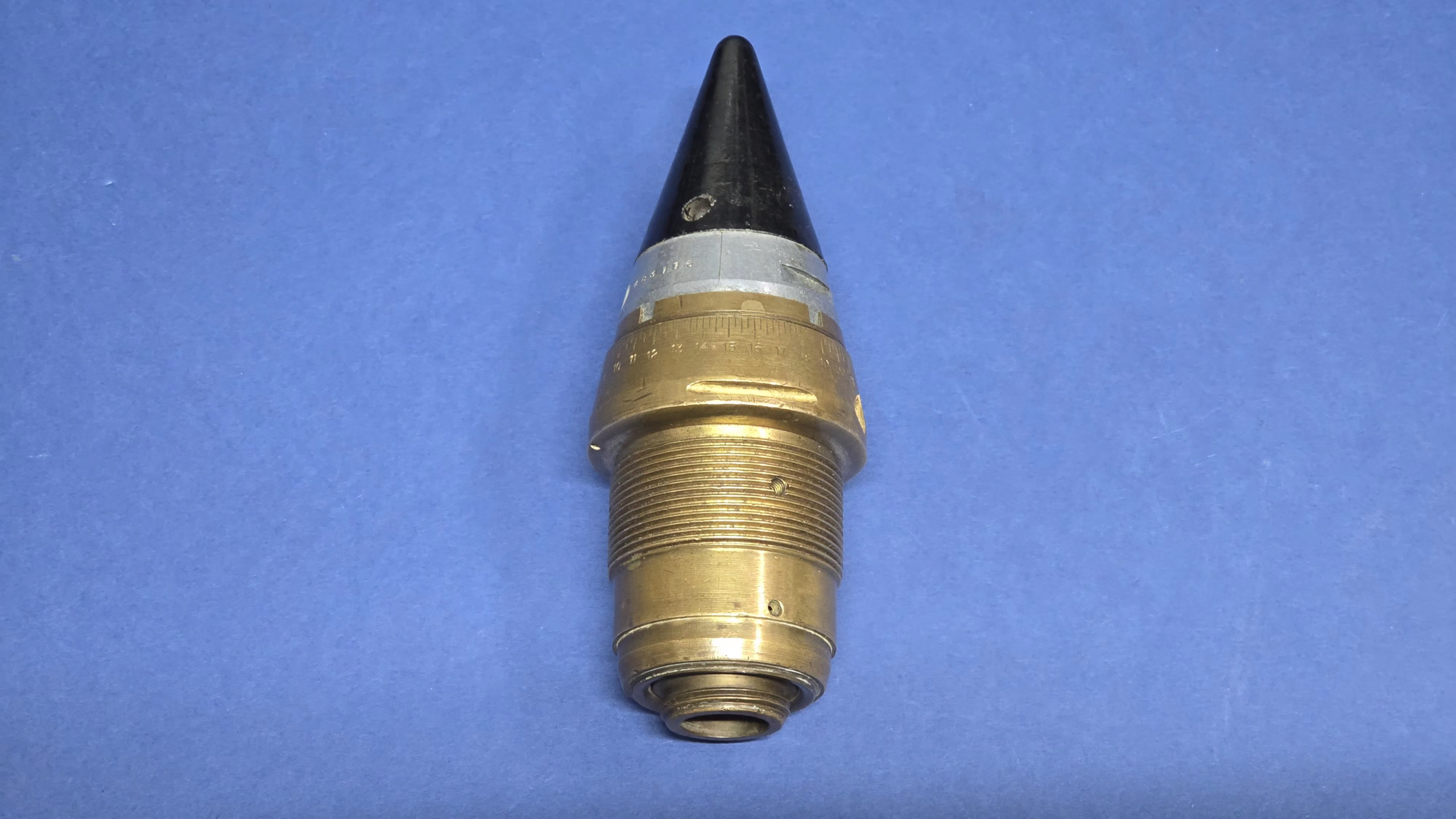 WW2 British No. 208 Mk V Artillery Fuze - full shot