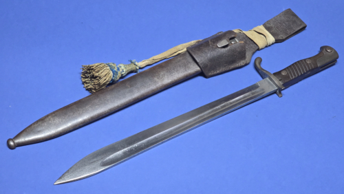 WW1 German 98/05 Bayonet - Dated 1915 - High ears - Frog - full shot