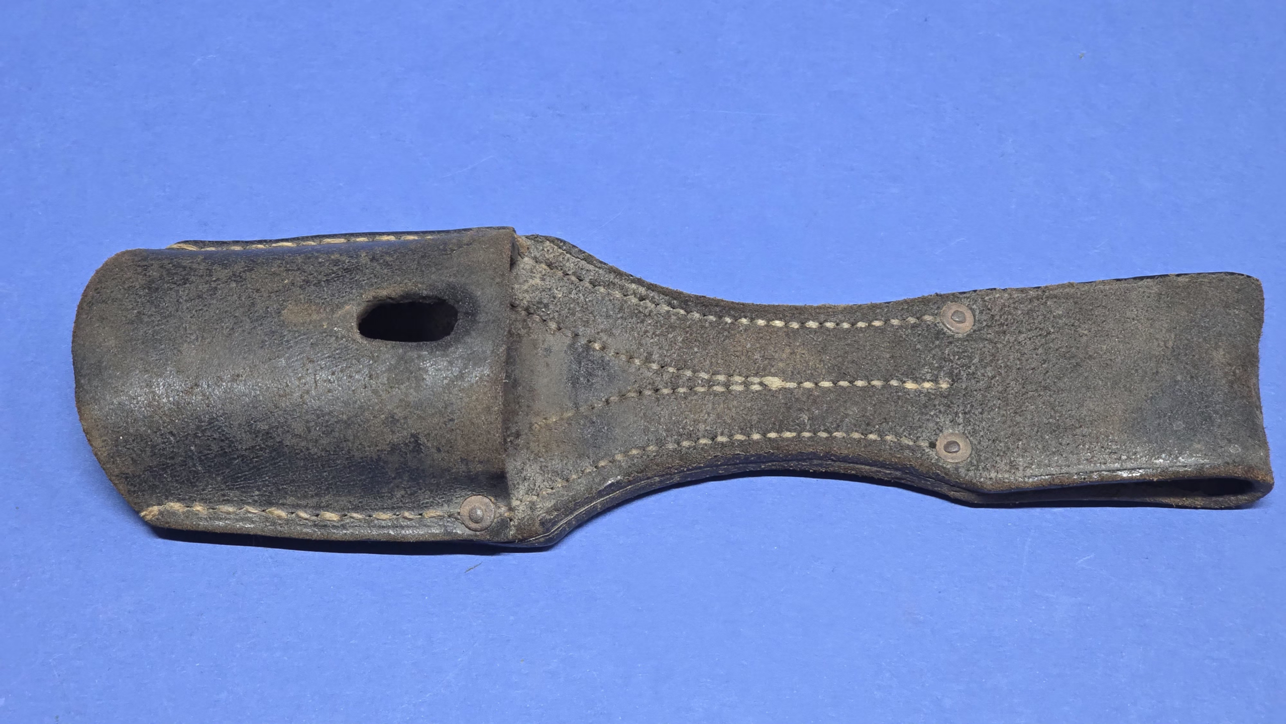 WWI German 98/05 Bayonet Frog -