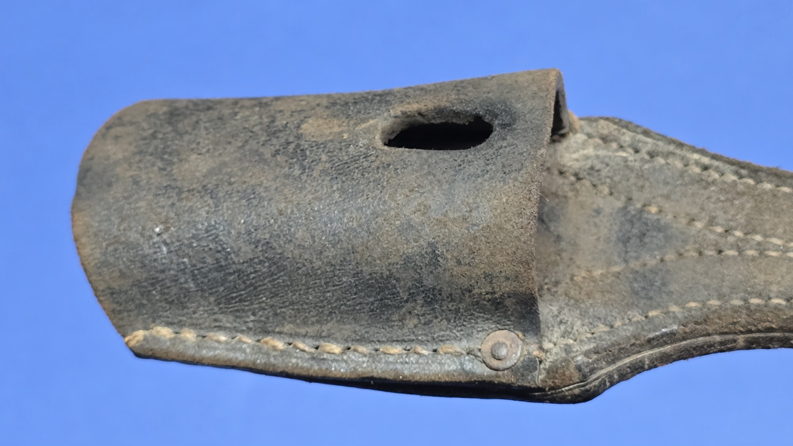 WWI German 98/05 Bayonet Frog -