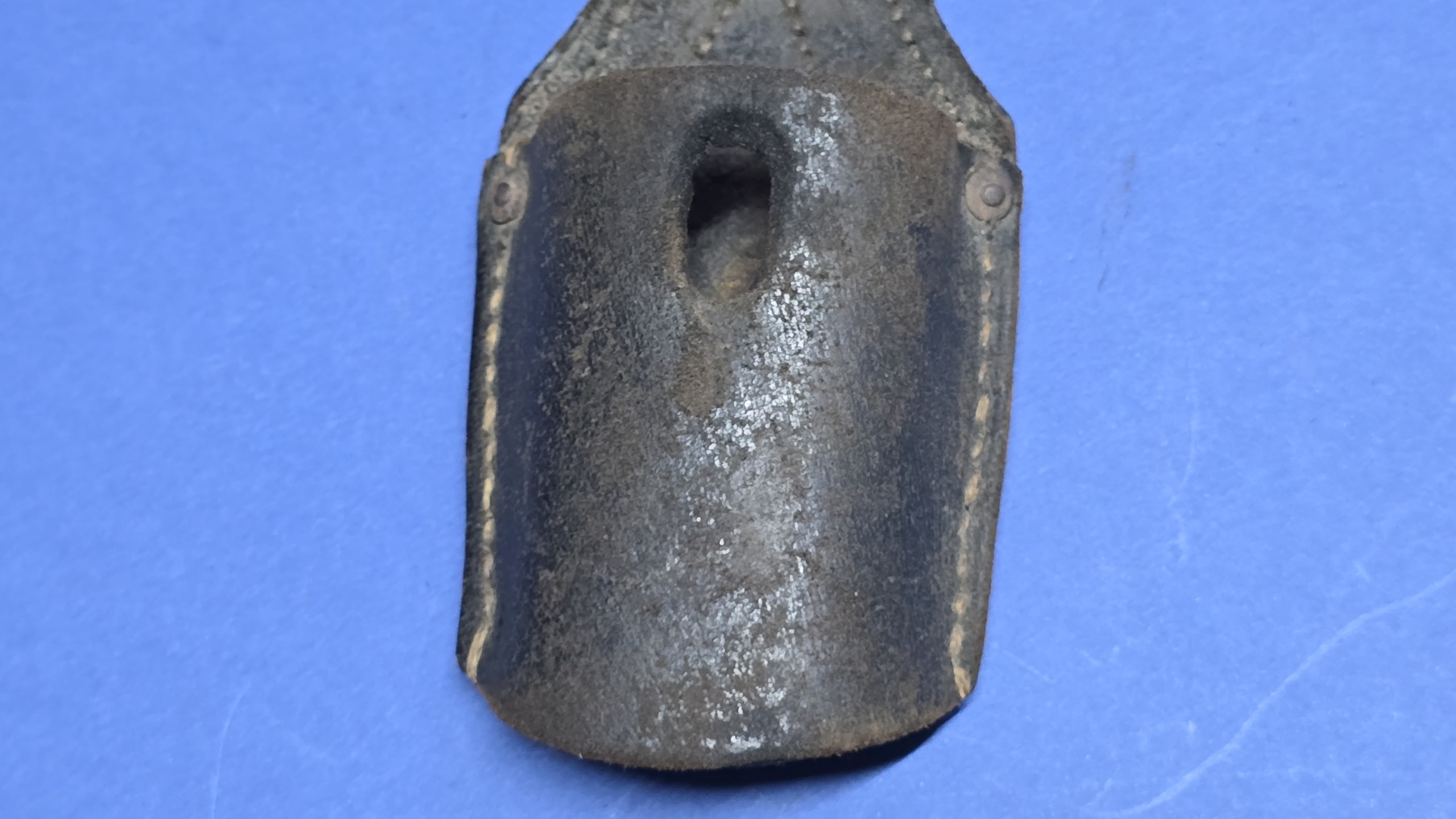 WWI German 98/05 Bayonet Frog -