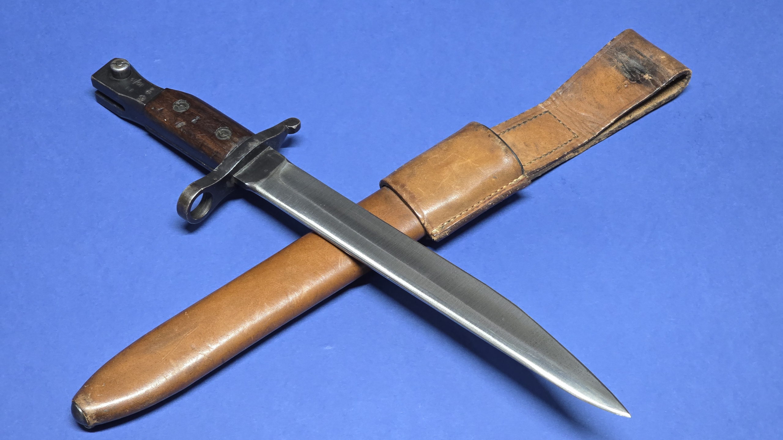 WW1 Canadian Ross MKII Bayonet - Dated 1915 -