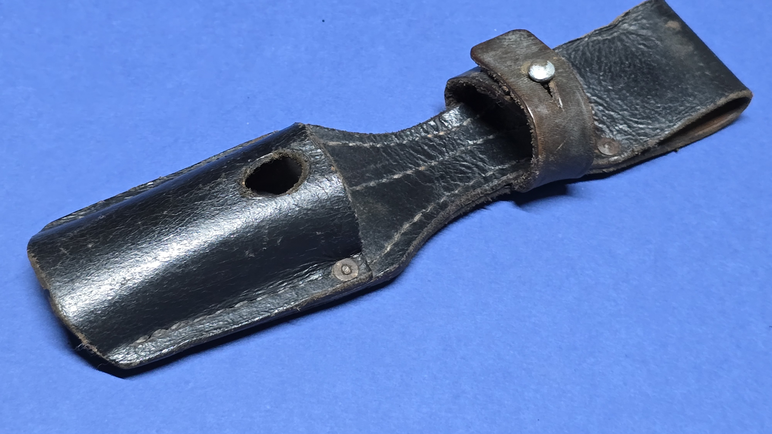 WW2 German K98 Leather Bayonet Frog – Excellent Condition