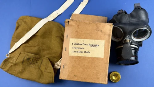WW2 British Civilian Duty Respirator complete set with haversack anti dim tin and original issue box