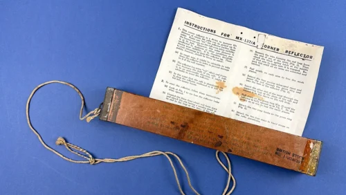 WW2 British MX-137/A corner reflector in original cardboard transit case with instruction sheet visible