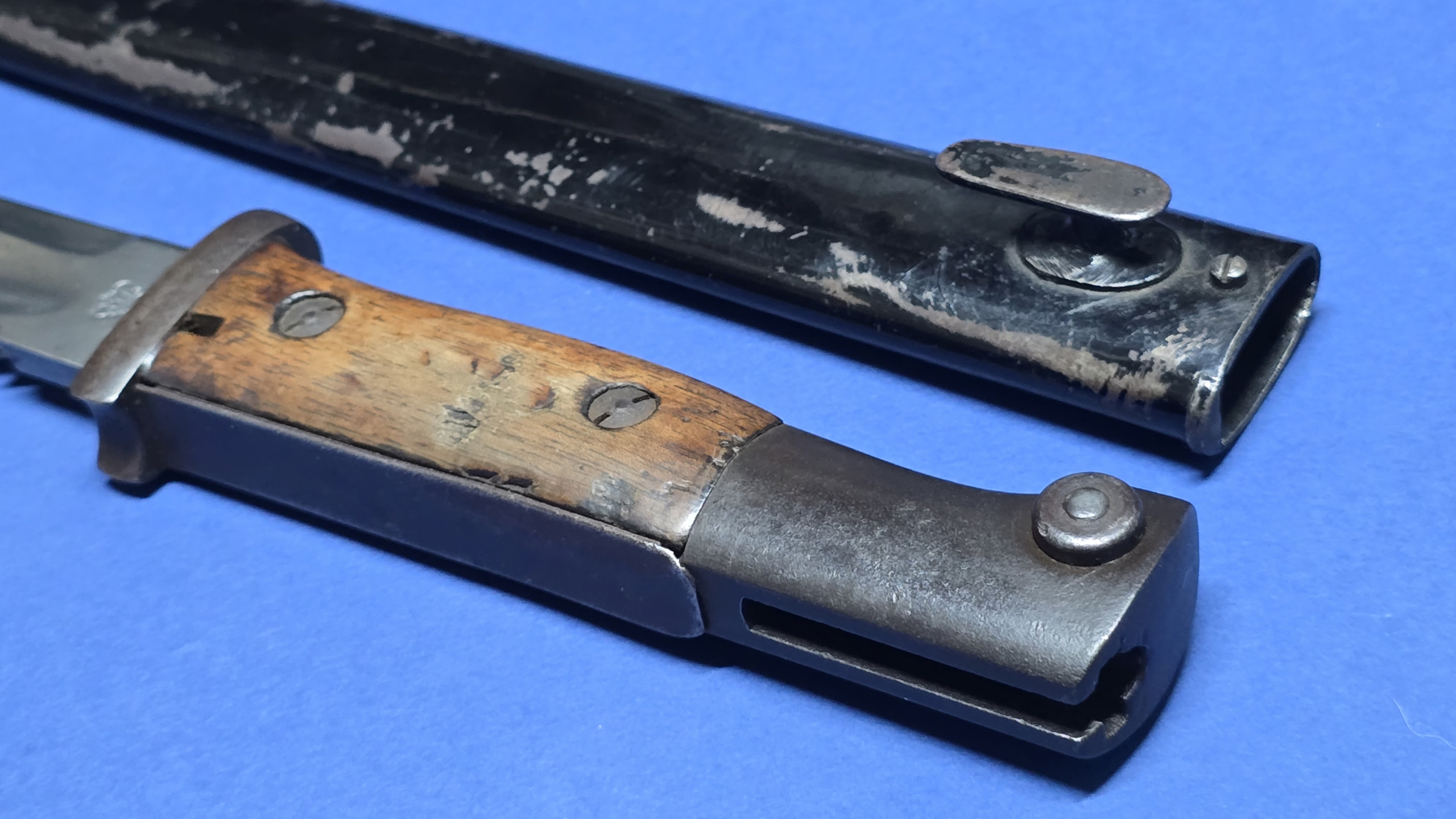 WWI German bayonet, S84/98 sawback bayonet, German sawback bayonet, Erfurt bayonet, Gebr Heller Marienthal, Imperial German bayonet, German trench bayonet, antique German bayonet