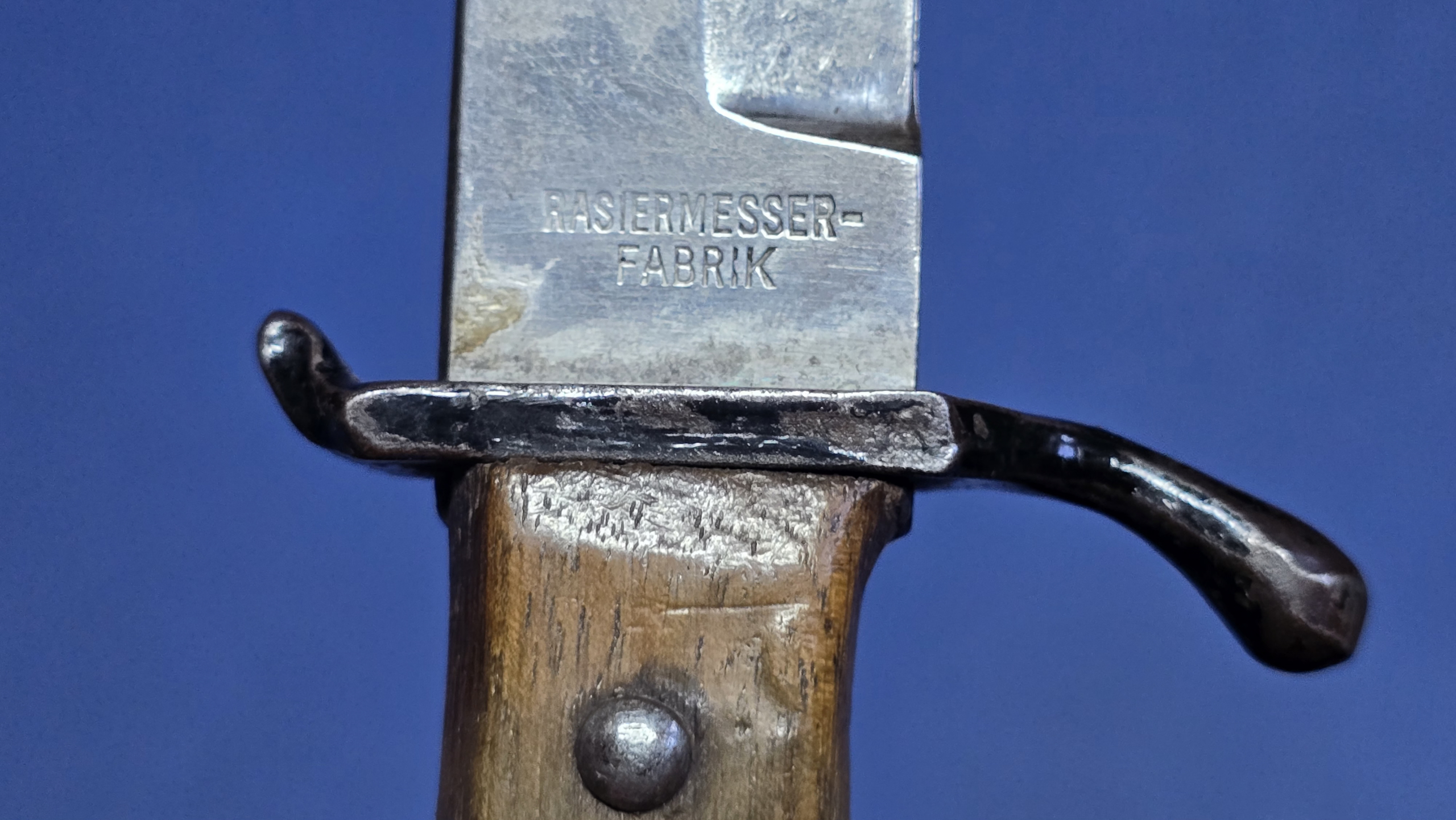 WW1 German Trench Fighting Knife – ERN, Wald Rhein